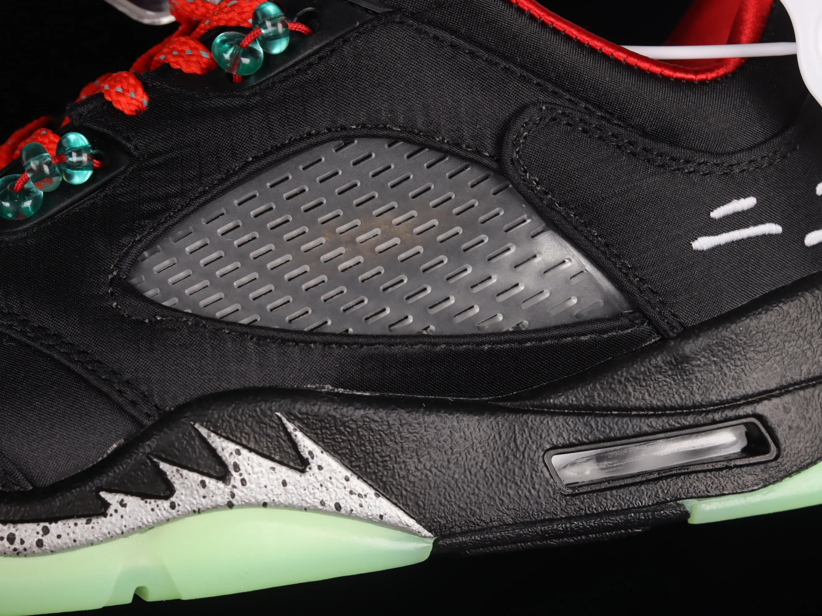 All categories Air Jordan Jordan series basketball shoes Air Jordan 5 G version Clot x Air Jordan 5 Retro Low "CNY" AJ5 Jordan 5 Chinese New Year Black Red Silk Jade Luminous Tear DM4640-036